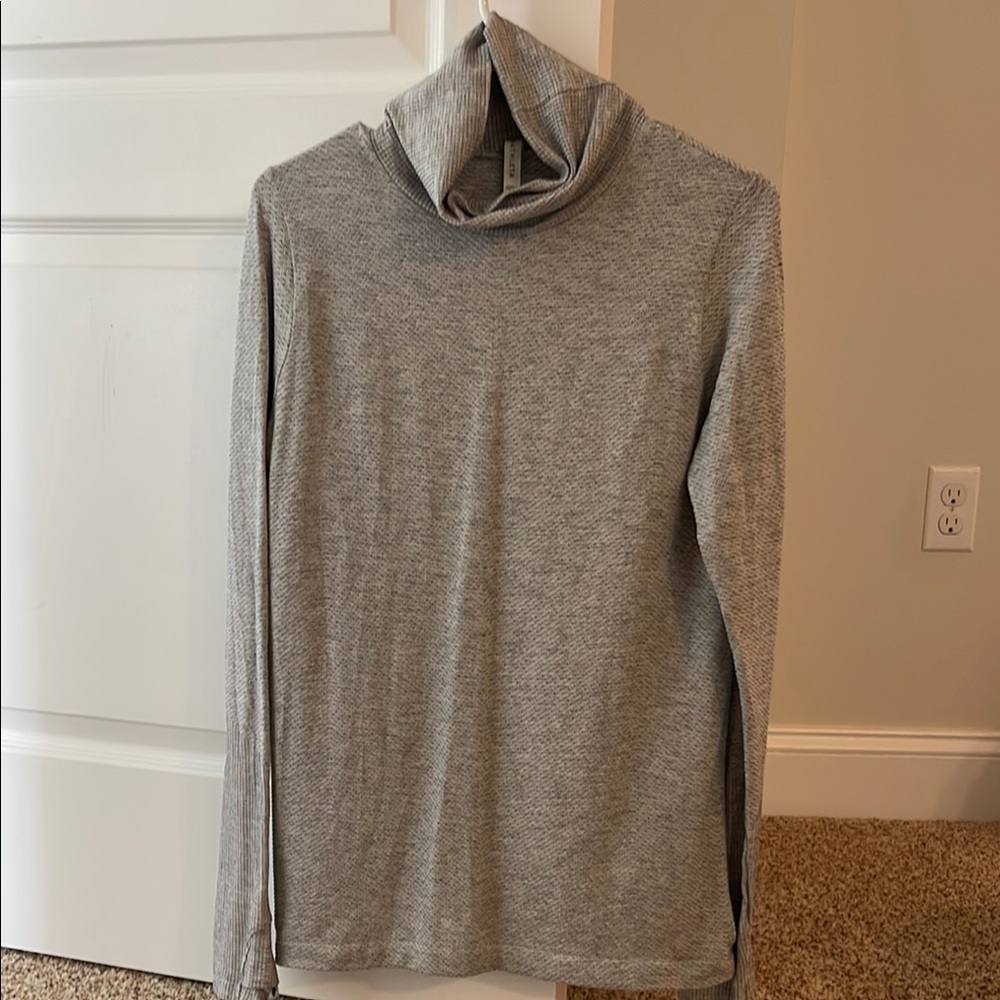 Athleta Gray Turtleneck
